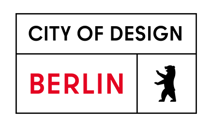 Logo mit Schriftzug "City of Design Berlin" und Berliner Bär