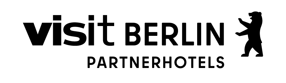 Logo mit Schriftzug "visitBerlin Partnerhotels" und Berliner Bär