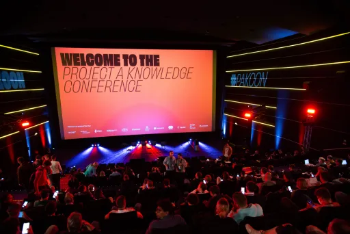 Konferenz im Kino