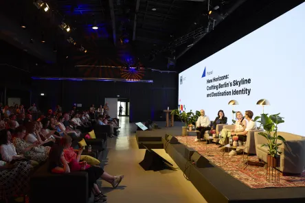 Panel-Talk beim BESTIVAL 2025