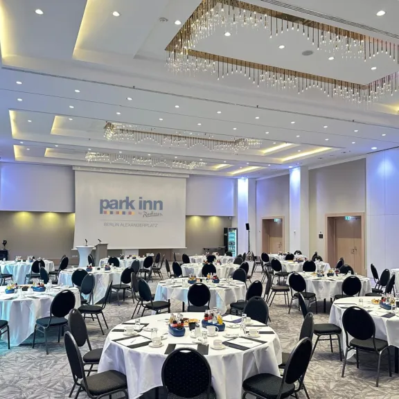 Der neu renovierte Ballsaal Döblin.
