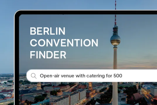Berliner Fernsehturm eingefasst in einem Tablet mit weißer Schrift "Berlin Convention Finder" 